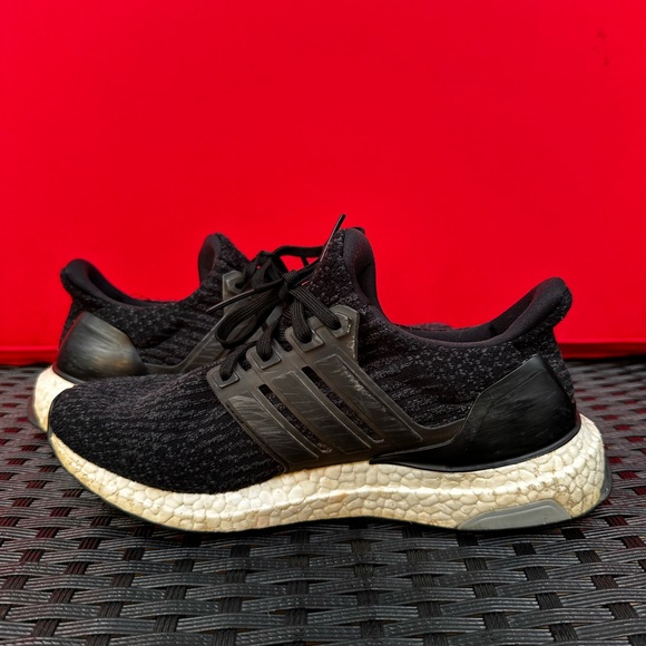 Adidas Ultraboost - Picture 7 of 7